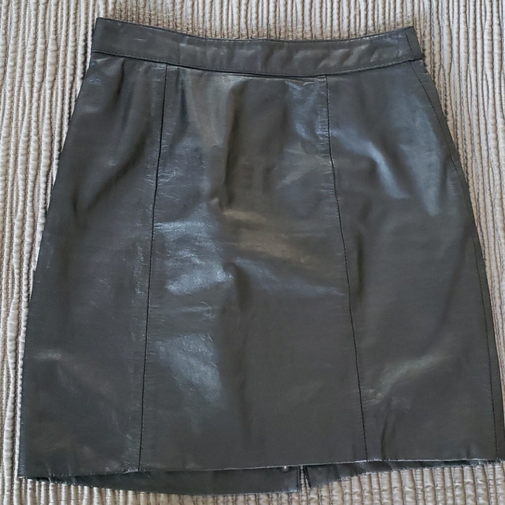 Genuine 100% black leather skirt